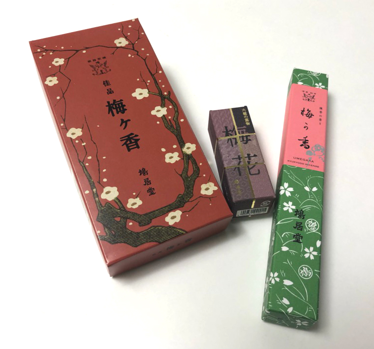 ���u�~�v���ԍ炭���̎��G�ɁB�������̂���